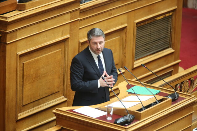 Ν. Ανδρουλάκης: «Το κυκλοφοριακό δεν λύνεται με αποσπασματικές κινήσεις»