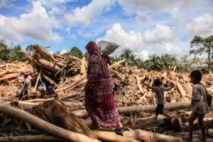 Ινδονησία: Θύματα των πλημμυρών ζητούν διεθνή βοήθεια