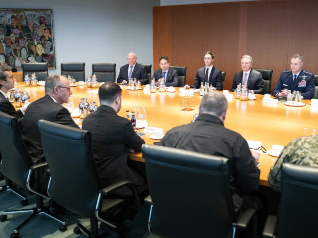 Ουκρανία: Κούσνερ και Γουίτκοφ ζητούν από το Κίεβο να παραδώσει στην Μόσχα εδάφη του Ντονμπάς