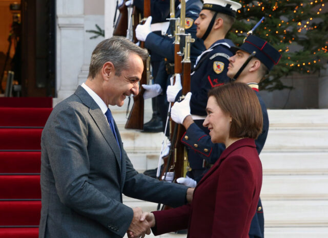 Συνάντηση του Κυρ. Μητσοτάκη με την πρόεδρο της Μολδαβίας