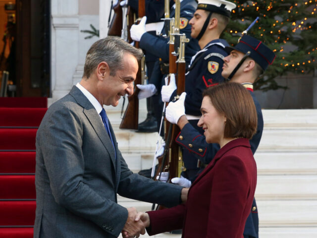 Συνάντηση του Κυρ. Μητσοτάκη με την πρόεδρο της Μολδαβίας