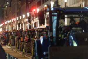 Τρακτέρ στους δρόμους των Βρυξελλών ενόψει της Συνόδου Κορυφής της ΕΕ