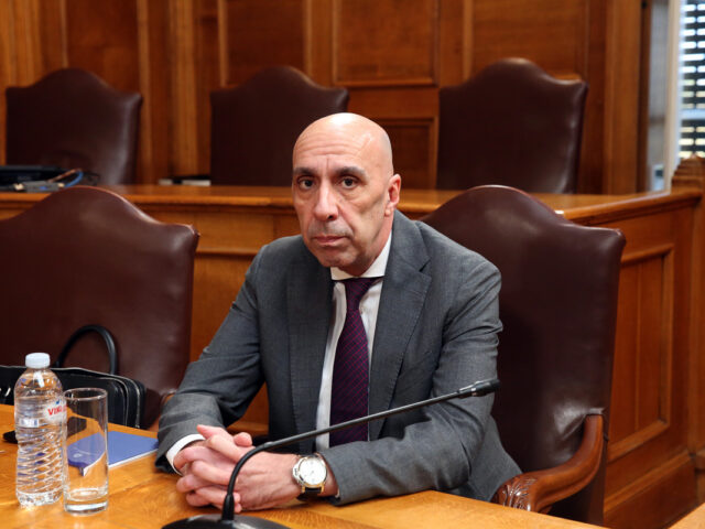 ΟΠΕΚΕΠΕ: Στην Εξεταστική Επιτροπή καταθέτει ο Μπρατάκος [LIVE]