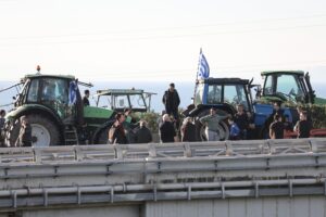 Αγρότες: «Ναι» στον διάλογο με την κυβέρνηση αποφάσισε η Πανελλαδική Επιτροπή