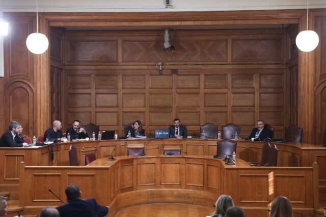 ΟΠΕΚΕΠΕ: Δεύτερη δικογραφία για απείθεια κατά του Ξυλούρη