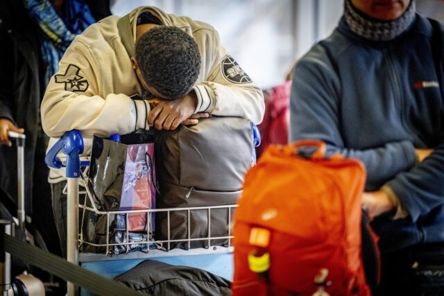 Καταιγίδα Γκορέτι: Ακυρώσεις πτήσεων σε Γαλλία και Ολλανδία