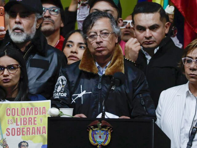 Κολομβία: Τραμπ και Πέτρο συμφώνησαν σε «κοινές δράσεις» εναντίον των ανταρτών του ELN