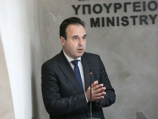 «Βιολάντα»: Με υπογραφή Δημήτρη Παπαστεργίου οι μελέτες πυροπροστασίας για την άδεια στο εργοστάσιο