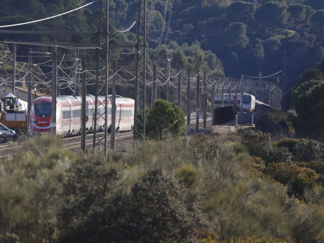 Σύγκρουση τρένων στην Ισπανία: 40 νεκροί και 43 τραυματίες