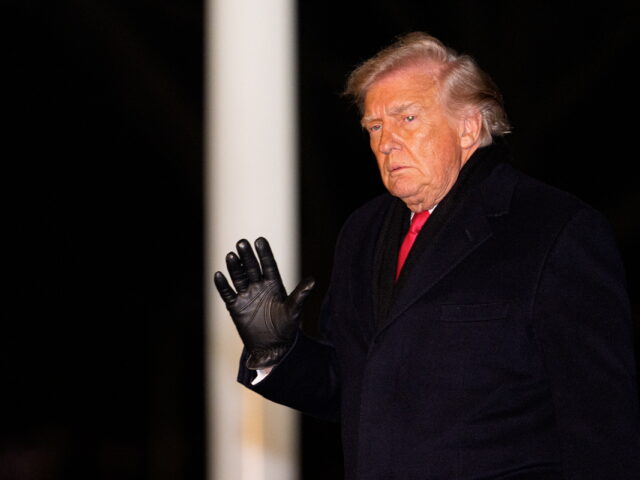 Ο Ντόναλντ Τραμπ φτάνει στο Νταβός αποφασισμένος να αποκτήσει τη Γροιλανδία