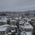 Χιονίζει από τα ξημερώματα στη Δυτ. Μακεδονία – Πού χρειάζονται αλυσίδες