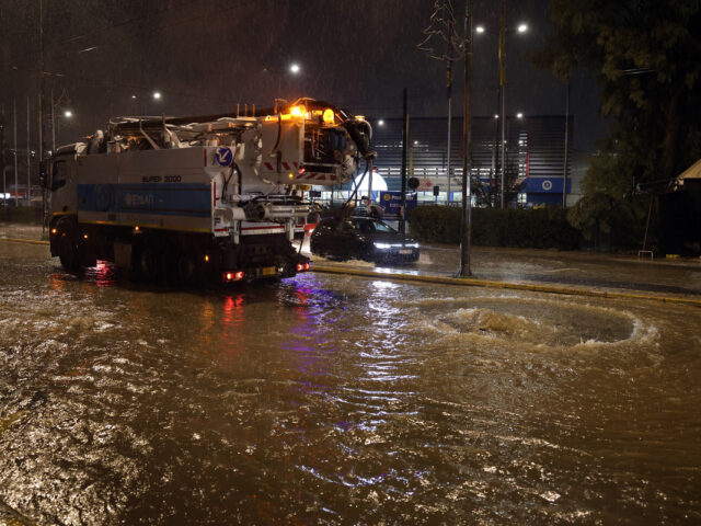 Ένας νεκρός και σοβαρά προβλήματα στην Αττική από την κακοκαιρία «ERMINIO»