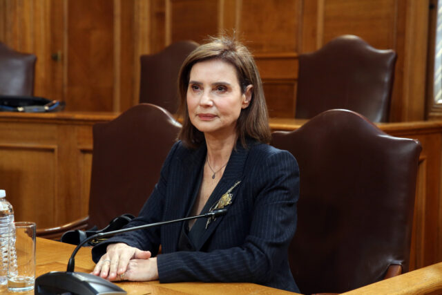 Αικ. Μπατζελή στην Εξεταστική για τον ΟΠΕΚΕΠΕ: «Σε άλλη χώρα θα είχε παραιτηθεί η κυβέρνηση»