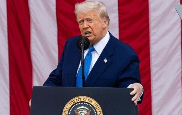 Απειλές και προειδοποιήσεις Τραμπ κατά Κολομβίας και Κούβας