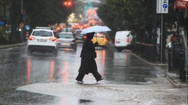 Έρχονται ισχυρές βροχές και καταιγίδες