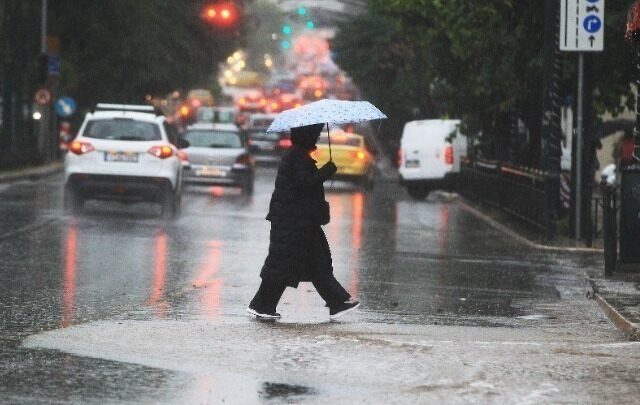 Έρχονται ισχυρές βροχές και καταιγίδες