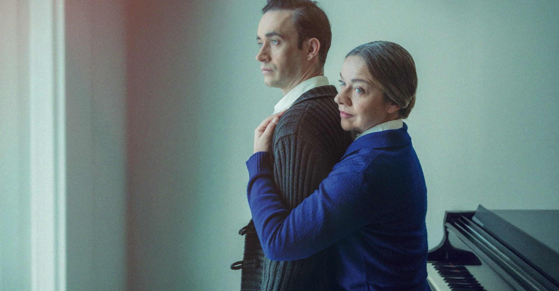 Άρης Μπαλής και Αγγελική Παπαθεμελή στο “Μπεν και Ίμο”: Μια φιλία που ακούγεται σαν μουσική δωματίου