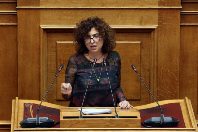 Βουλή: Διατηρεί την έδρα της η Έλενα Καραγεωργοπούλου