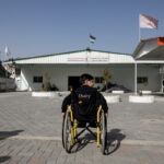 Περιορισμένο άνοιγμα της Ράφα: Μόλις 24 Παλαιστίνιοι πέρασαν τα σύνορα