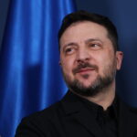 Πρωτοφανείς απειλές Ζελένσκι κατά Όρμπαν μετά το μπλόκο σε δάνειο προς την Ουκρανία