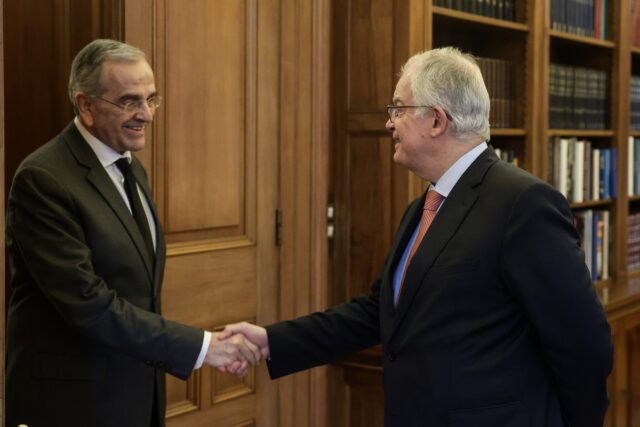 Αντώνης Σαμαράς σε ΠτΔ: Η κυβέρνηση Μητσοτάκη «ξεπλένει» την Τουρκία