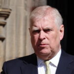 «Του αξίζει!»: Οι Βρετανοί επικροτούν τη σύλληψη του Άντριου Μαουντμπάτεν-Ουίνδσορ