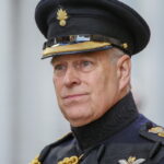 Βρετανία: Κατηγορίες για διαρροή διαβαθμισμένων εγγράφων σε βάρος του Άντριου Μαουντμπάτεν-Ουίνδσορ