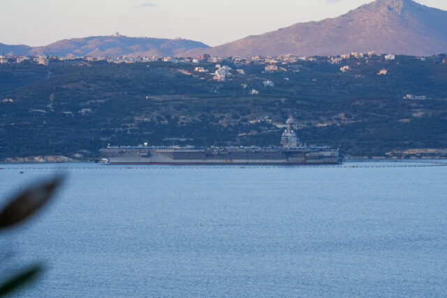 Έφτασε στη Σούδα το αμερικανικό αεροπλανοφόρο Φορντ