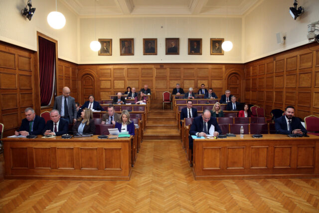 «Αυλαία» στην Εξεταστική Επιτροπή για τον ΟΠΕΚΕΠΕ με έγκριση του πορίσματος της ΝΔ