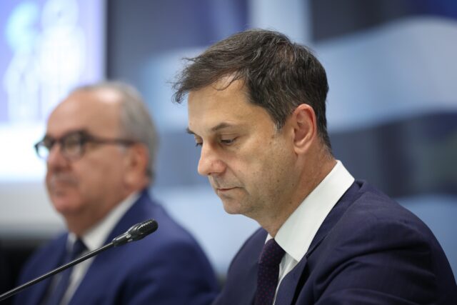 Η Ελλάδα στέλνει παρατηρητή στο «Συμβούλιο Ειρήνης» του Τραμπ