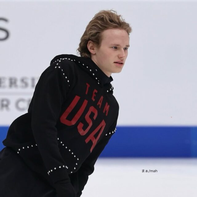 Το μεγάλο φαβορί Ilia Malinin κατετάγη 8ος στον τελικό μονού καλλιτεχνικού πατινάζ ανδρών