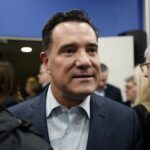 Ένταση στο νοσοκομείο Νίκαιας με αφορμή την επίσκεψη Άδωνι Γεωργιάδη [ΒΙΝΤΕΟ]