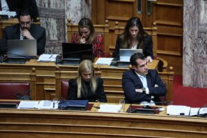 Ψηφίζεται σήμερα το νομοσχέδιο για τη νόμιμη μετανάστευση