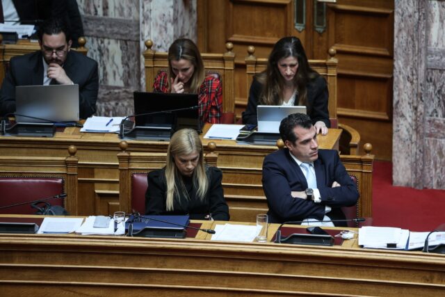 Ψηφίζεται σήμερα το νομοσχέδιο για τη νόμιμη μετανάστευση