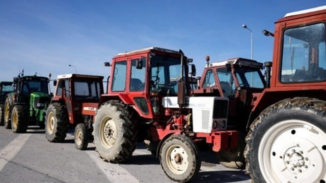 Από απολύμανση θα περνούν τα τρακτέρ στις πύλες της Αθήνας ενόψει της συγκέντρωσης των αγροτών στο Σύνταγμα