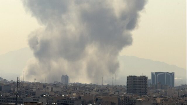 Ισραήλ: Επίθεση εναντίον του Ιράν – Σειρήνες προειδοποίησης ήχησαν σε διάφορες περιοχές της χώρας