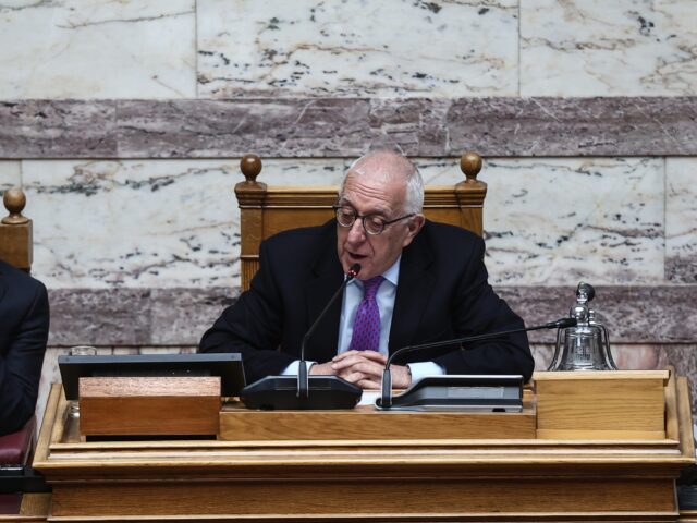 Ν. Κακλαμάνης: Δεν έχει φτάσει στη Βουλή η δικογραφία για τις άρσεις ασυλίας των 11