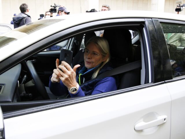 Χρυσή Αυγή: Στη φυλακή από σήμερα η Ελένη Ζαρούλια