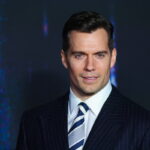 Οι Τζέικ Τζίλενχαλ και Χένρι Καβίλ στο εκρηκτικό πρώτο τρέιλερ του «In the Grey»