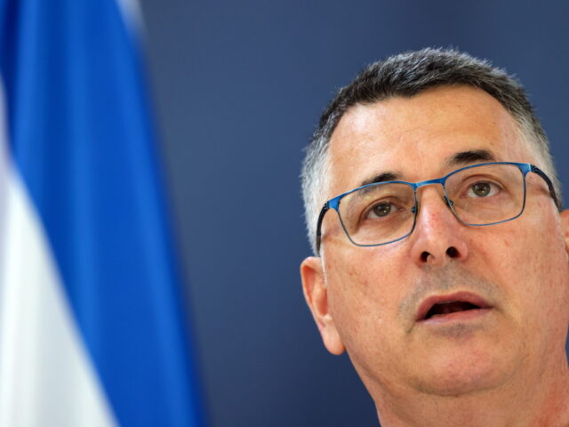 Το Ισραήλ καλεί χώρες να διακόψουν κάθε σχέση με το Ιράν