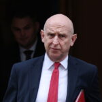 Εκτάκτως στην Κύπρο ο Βρετανός υπουργός Άμυνας