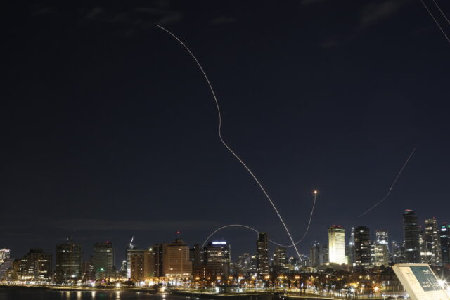 Ιράν: Αυξάνουμε την ισχύ, τη συχνότητα και το βεληνεκές των πυραύλων μας