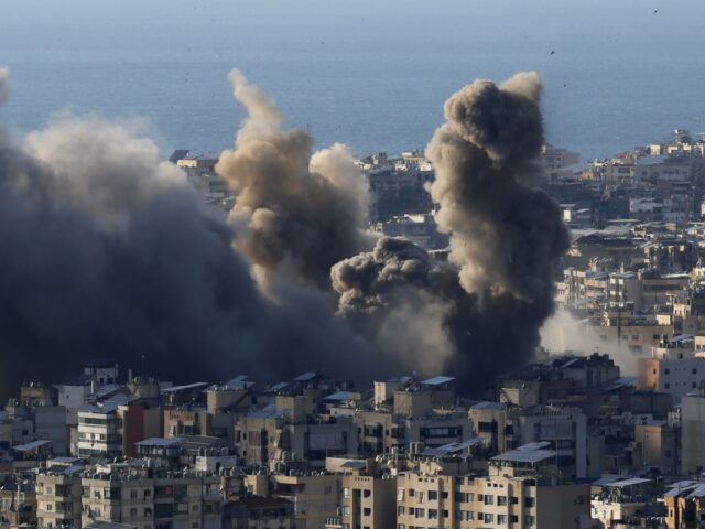 Λίβανος: Βομβαρδισμοί στα νότια περίχωρα της Βηρυτού