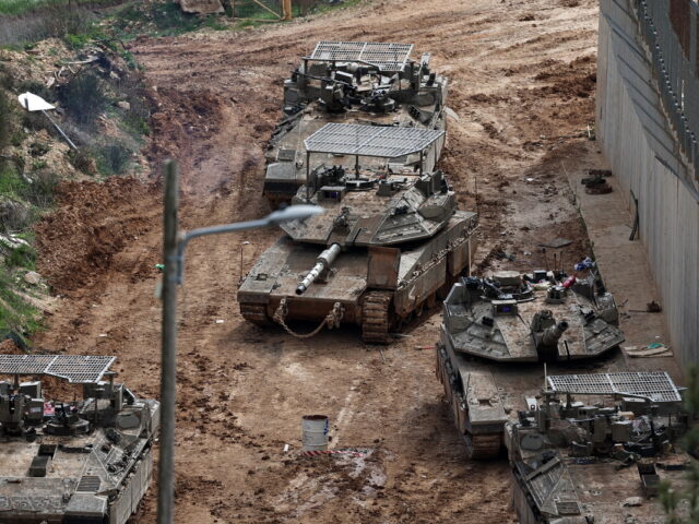 Λίβανος: Μαχητές της Χεζμπολάχ συγκρούονται με Ισραηλινούς στρατιώτες στην πόλη Χιάμ