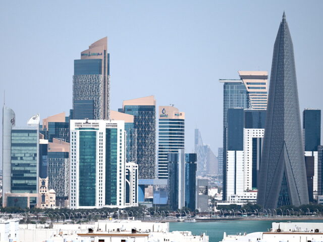 Έξι τραυματίες από συντρίμμια drone στο Αμπού Ντάμπι – Επίθεση με πυραύλους στη Ντόχα