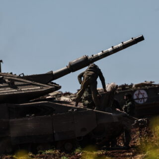 Λίβανος: Η Χεζμπολάχ σταματά τις επιθέσεις, ενώ το Ισραήλ καλεί σε εκκένωση της Τύρου