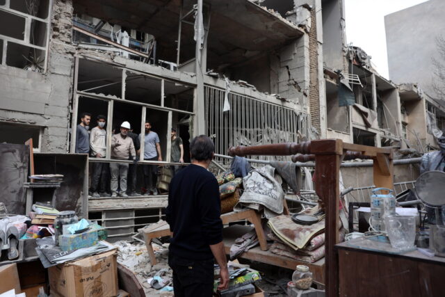 Ιράν: Ισχυρές εκρήξεις συγκλόνισαν την Τεχεράνη