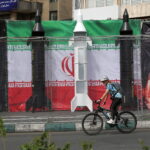 Ιράν: Η Τεχεράνη συνεχίζει να διαψεύδει συνομιλίες με τις ΗΠΑ