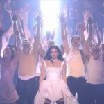 Brit Awards 2026: Καλλιτέχνης της Χρονιάς η Olivia Dean και καλύτερη εμφάνιση της χρονιάς η Rosalia με την Bjork