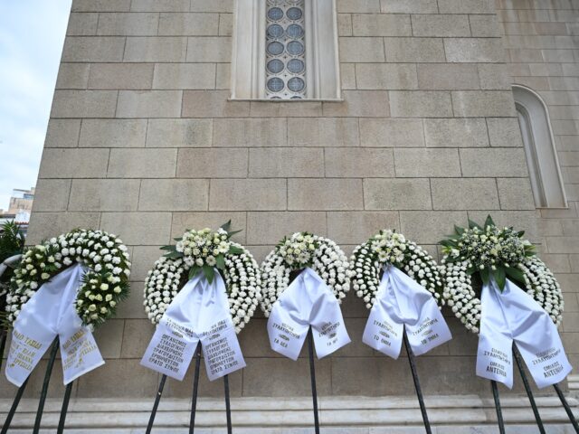 Ο καλλιτεχνικός κόσμος αποχαιρέτησε τη Μαρινέλλα σήμερα